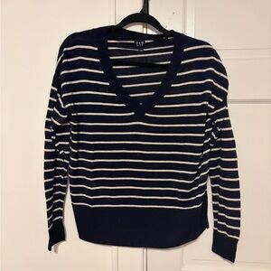 GAP Women's V-Neck Navy and White Striped Sweater